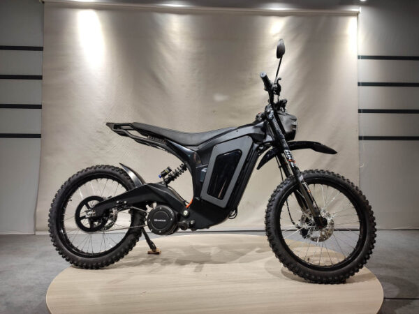 Sold Out VMX08 Carbon Fiber 6KW 72v On/Off Road DOT Approved E-Moto