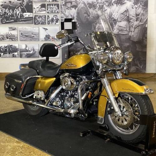 2008 Harley-Davidson® FLHRC – Road King® Classic