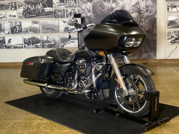 2020 Harley-Davidson® FLTRX - Road Glide®