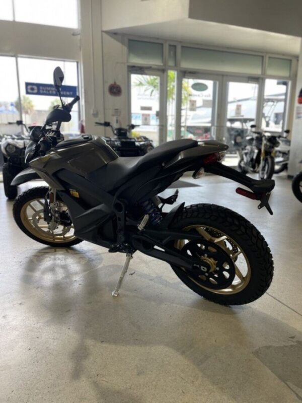 New 2021 Zero Motorcycles DSR - Image 6
