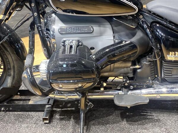 2021 BMW R 18 Classic - Image 2