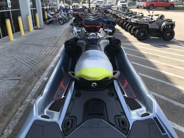 2024 Sea-Doo RXT®-X® 325 Ice Metal/MantaGreen - Image 7