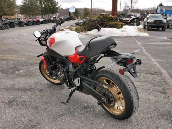 Used  2024 Yamaha XSR900 - Image 10