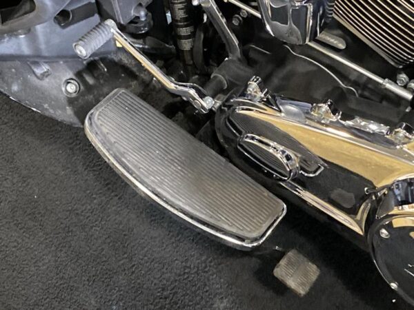 2021 Harley-Davidson® FLHTCUTG - Tri Glide® Ultra - Image 6