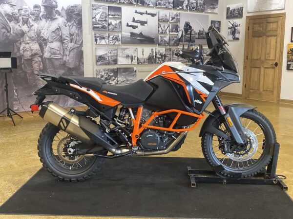 2020 KTM 1290 Super Adventure R - Image 12