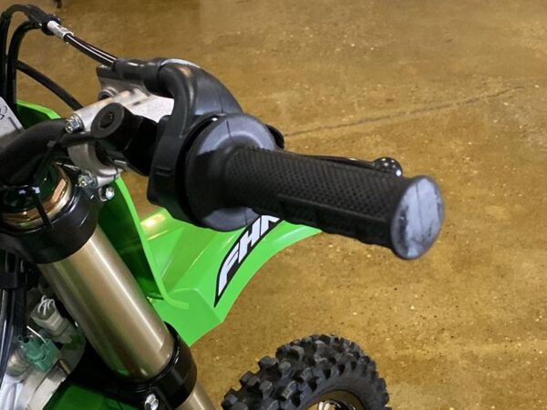 2023 Kawasaki KX™250 - Image 3