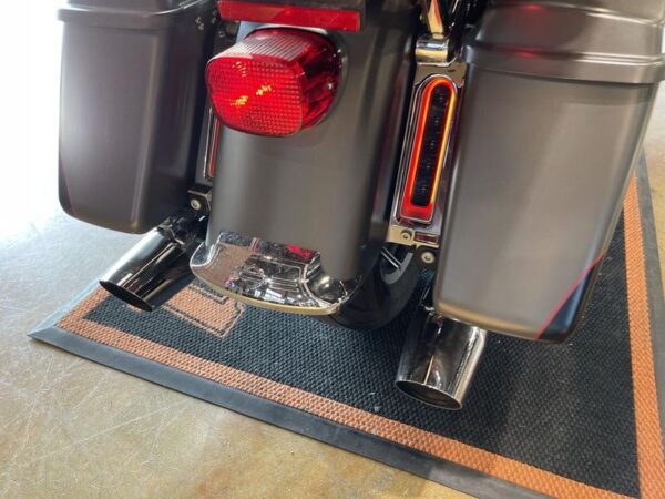 2018 Harley-Davidson® FLHTK - Ultra Limited - Image 12