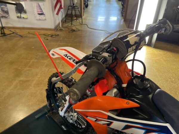 2022 KTM 250 SX-F - Image 4