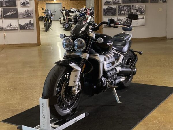 2021 Triumph ROCKET 3 GT - Image 11