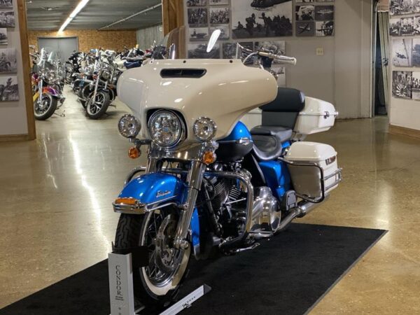 2021 Harley-Davidson® FLH - Electra Glide® Revival™ - Image 5
