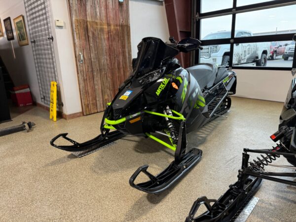2017 Arctic Cat ZR 9000 Limited 137 for Sale