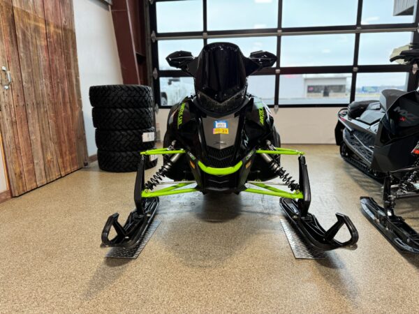 2017 Arctic Cat ZR 9000 Limited 137 for Sale - Image 8