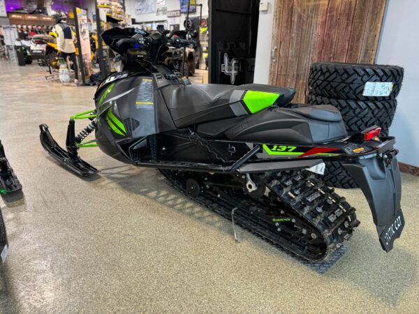 2017 Arctic Cat ZR 9000 Limited 137 for Sale - Image 6