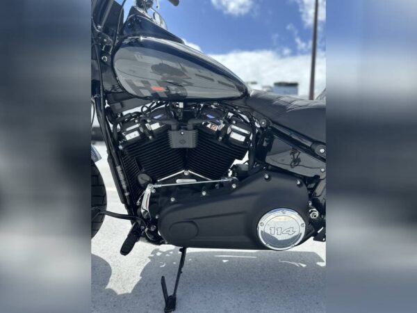 2023 FAT BOB 114 - Image 3