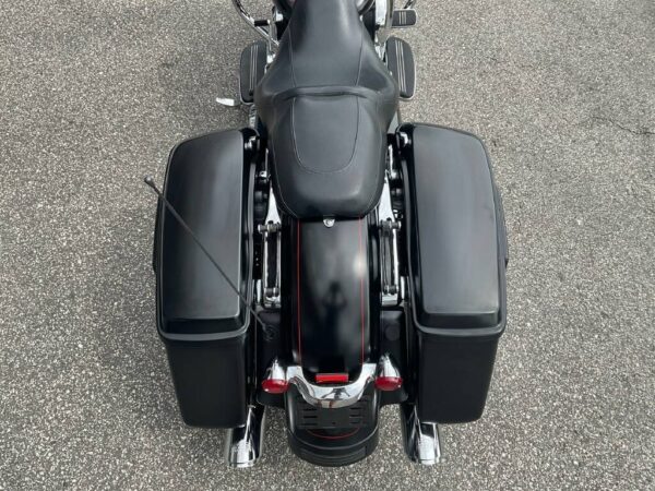 2015 Harley-Davidson Street Glide® Special - Image 7