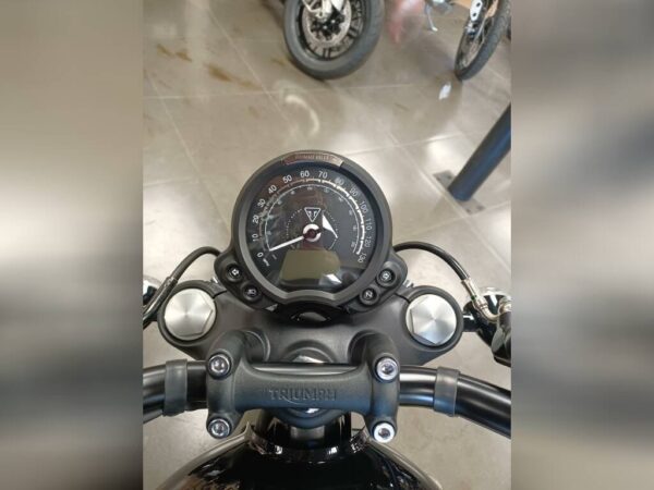 2023 TRIUMPH Bonneville Bobber - Image 7