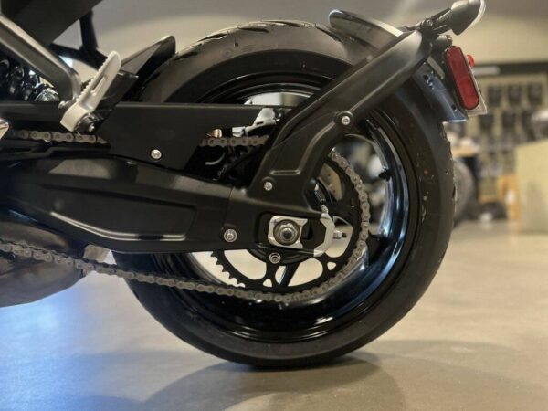 2023 Triumph Trident 660 Matte Baja Orange / Matte Storm Grey - Image 2