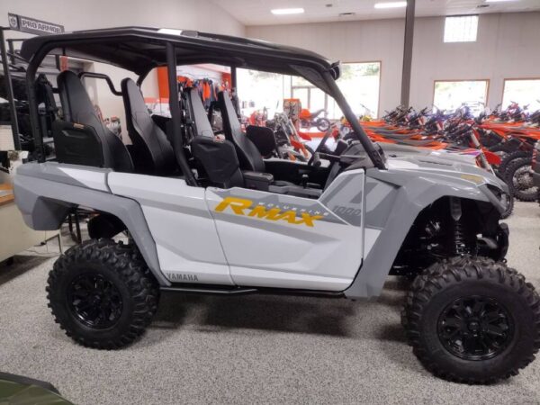 2024 Yamaha Wolverine RMAX4 1000 Compact R-Spec - Image 2