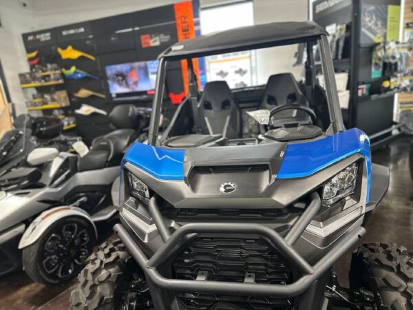 2023 Can-Am Commander XT 700 - Image 6
