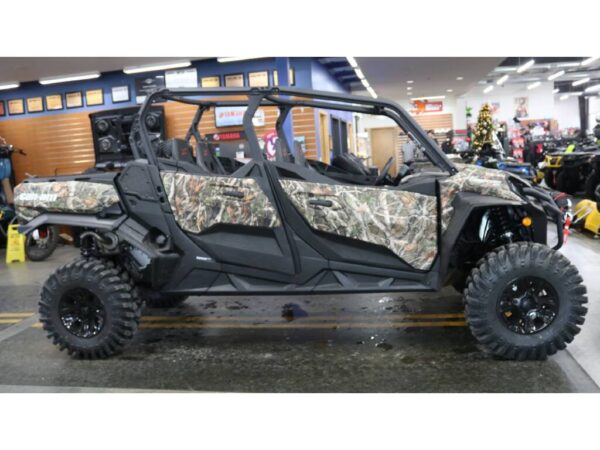 2024 Can-Am Commander MAX X MR - Image 2