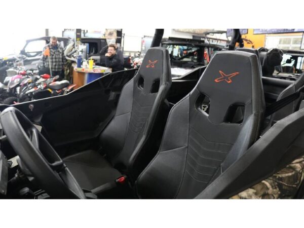2024 Can-Am Commander MAX X MR - Image 7