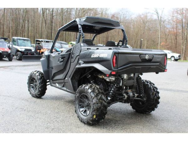 2024 Can-Am Commander XT 1000R - Image 3