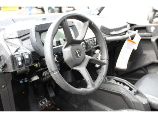 2024 Can-Am Commander XT 1000R - Image 12