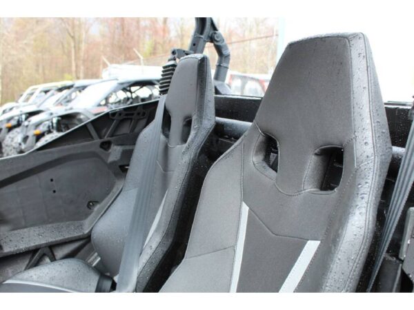 2024 Can-Am Commander XT 1000R - Image 13