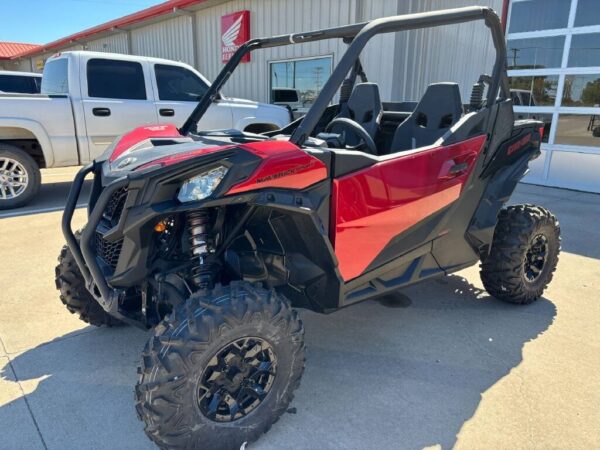2024 Can-Am Maverick Sport DPS