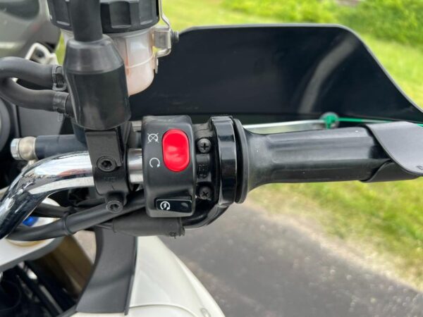 2010 Triumph TIGER 1050 ABS - Image 18
