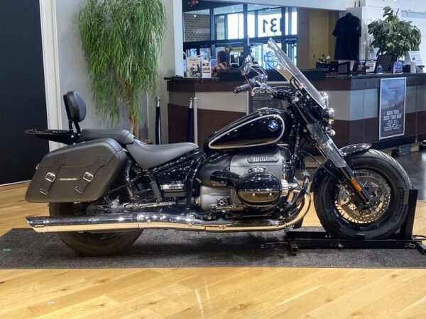 2021 BMW R 18 Classic - Image 14