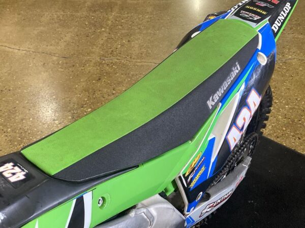 2019 Kawasaki KX™450 - Image 4