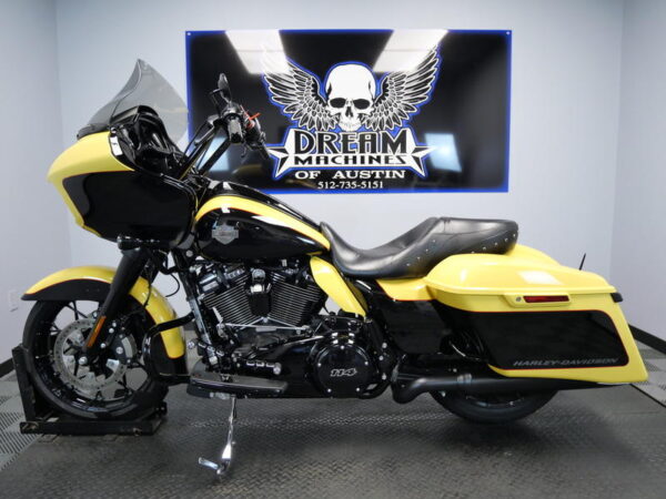 Used 2023 Harley-Davidson® Touring Motorcycle FLTRXS - Road Glide® Special - Image 18