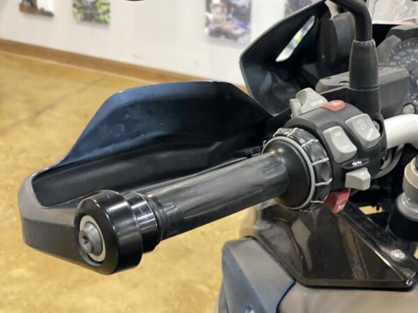 2018 BMW 18RG - Image 7
