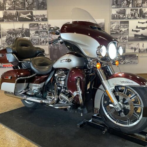 2018 Harley-Davidson® FLHTCU – Electra Glide® Ultra Classic®
