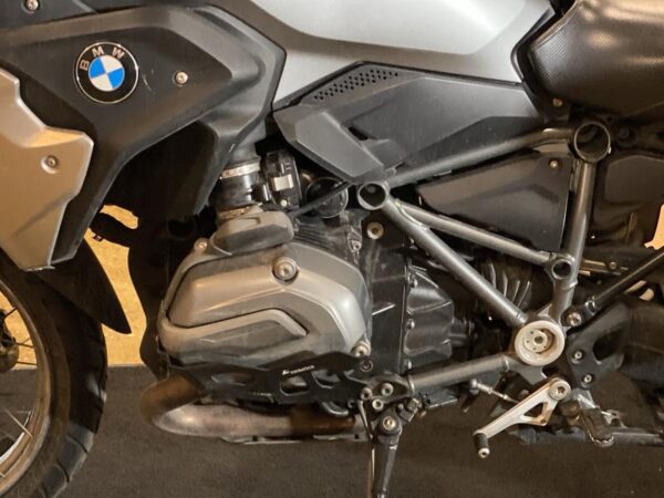 2018 BMW 18RG - Image 6