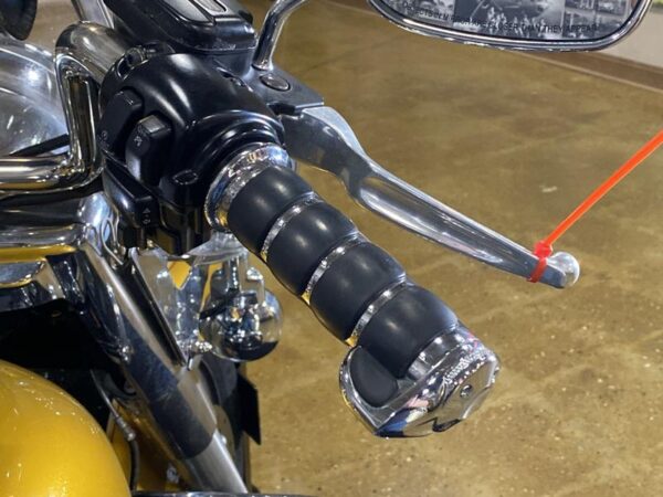 2008 Harley-Davidson® FLHRC - Road King® Classic - Image 11