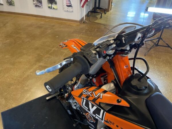 2022 KTM 450 SX-F Factory Edition - Image 5