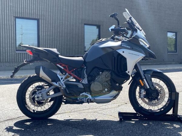 2022 Ducati Multistrada V4 S - Image 6
