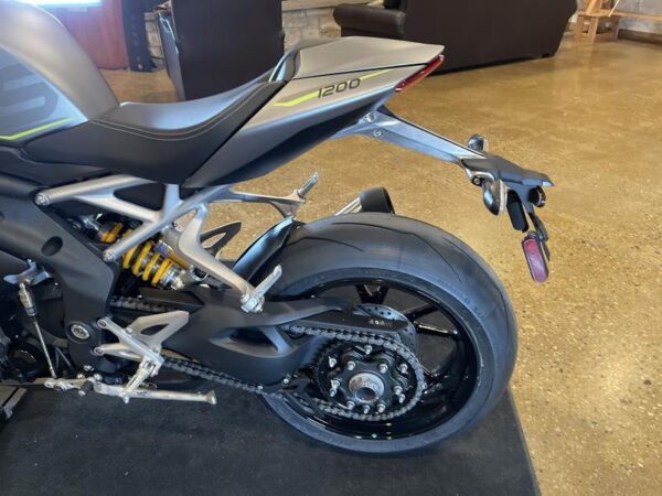 2023 Triumph 1200 RS - Image 7