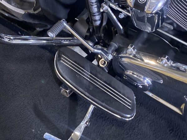 2020 Harley-Davidson® FLTRX - Road Glide® - Image 2