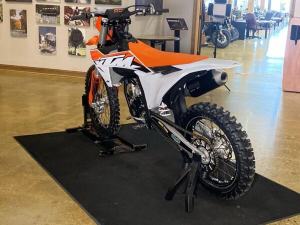 2023 KTM 250 SX-F - Image 7