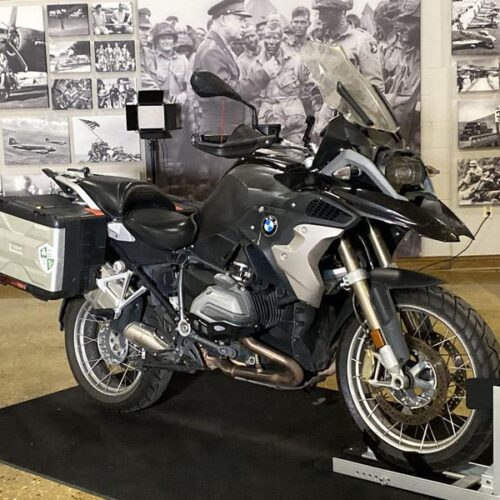 2018 BMW 18RG