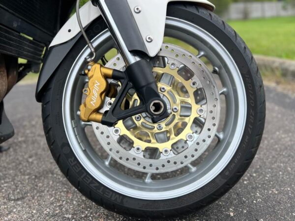 2010 Triumph TIGER 1050 ABS - Image 25