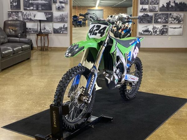 2019 Kawasaki KX™450 - Image 13