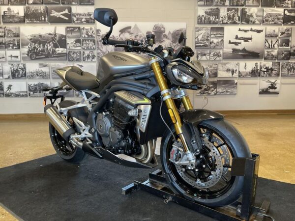 2023 Triumph 1200 RS