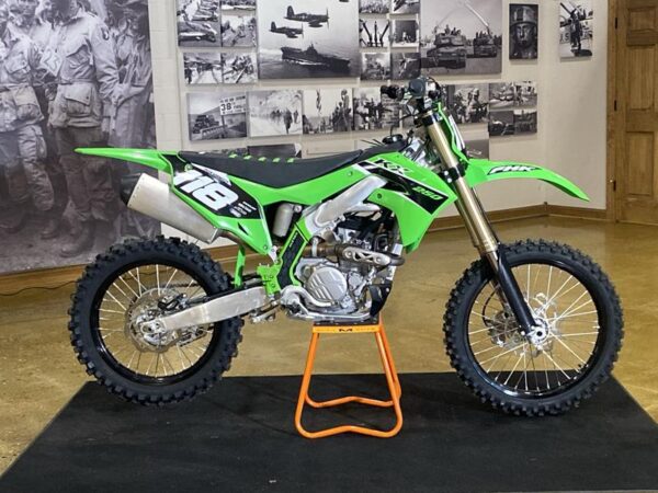 2023 Kawasaki KX™250 - Image 13