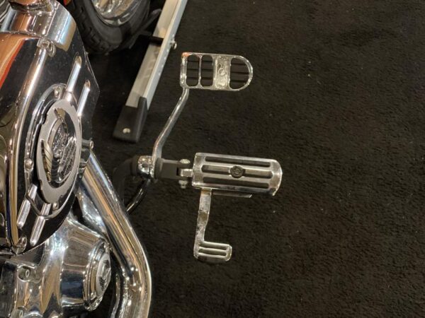 2008 Harley-Davidson® FXDWG - Dyna® Wide Glide 105th Anniversary Edition - Image 11