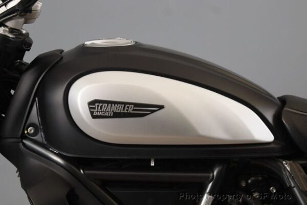 2022 Ducati Scrambler Icon Dark - Image 21