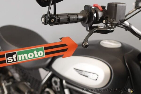2022 Ducati Scrambler Icon Dark - Image 5